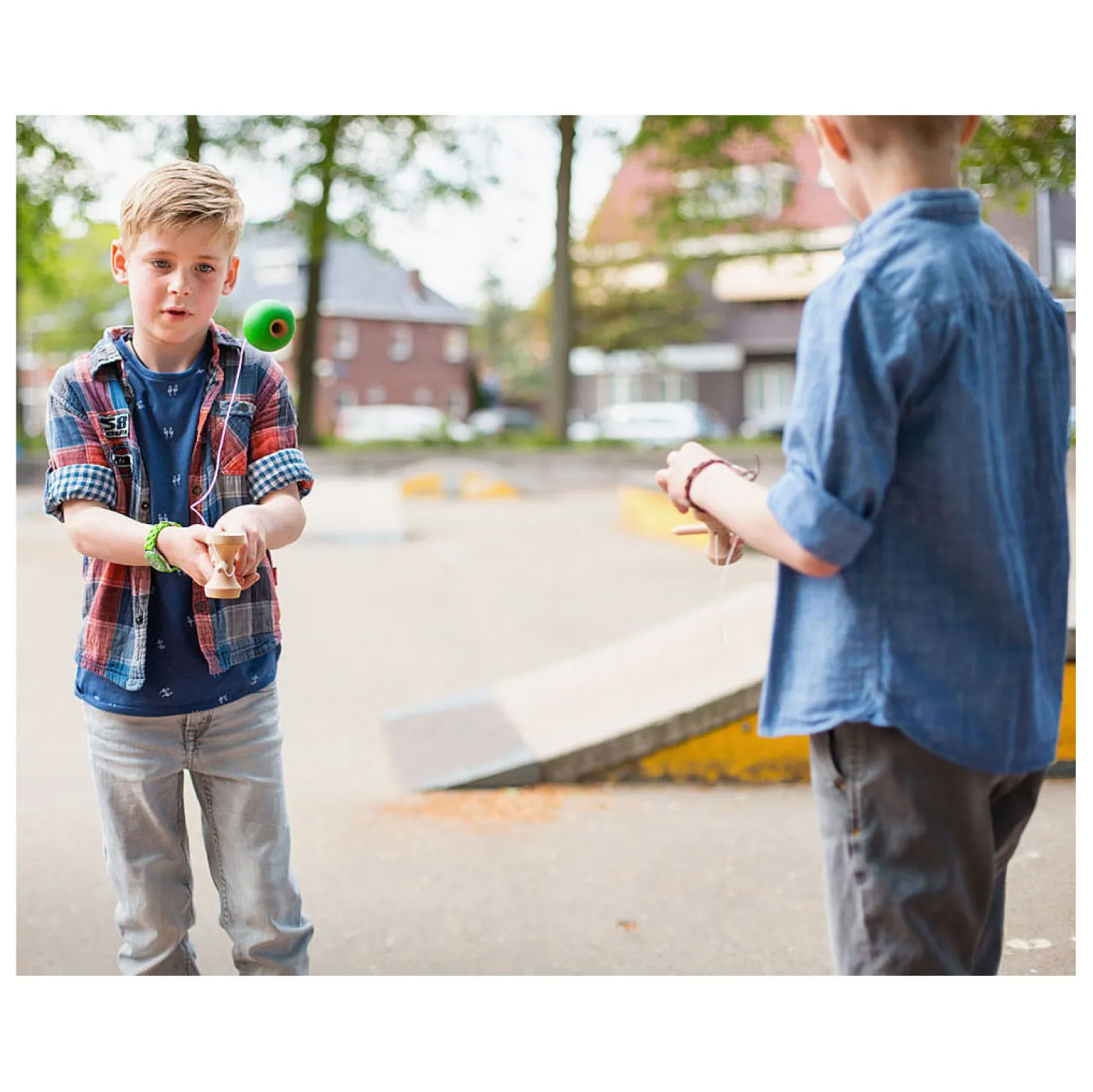 BS Toys Houten Kendama Vang- en Werpspel