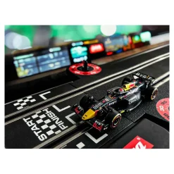 Carrera Oracle Red Bull Racing RB19 M. Verstappen, No.1 - 1:43