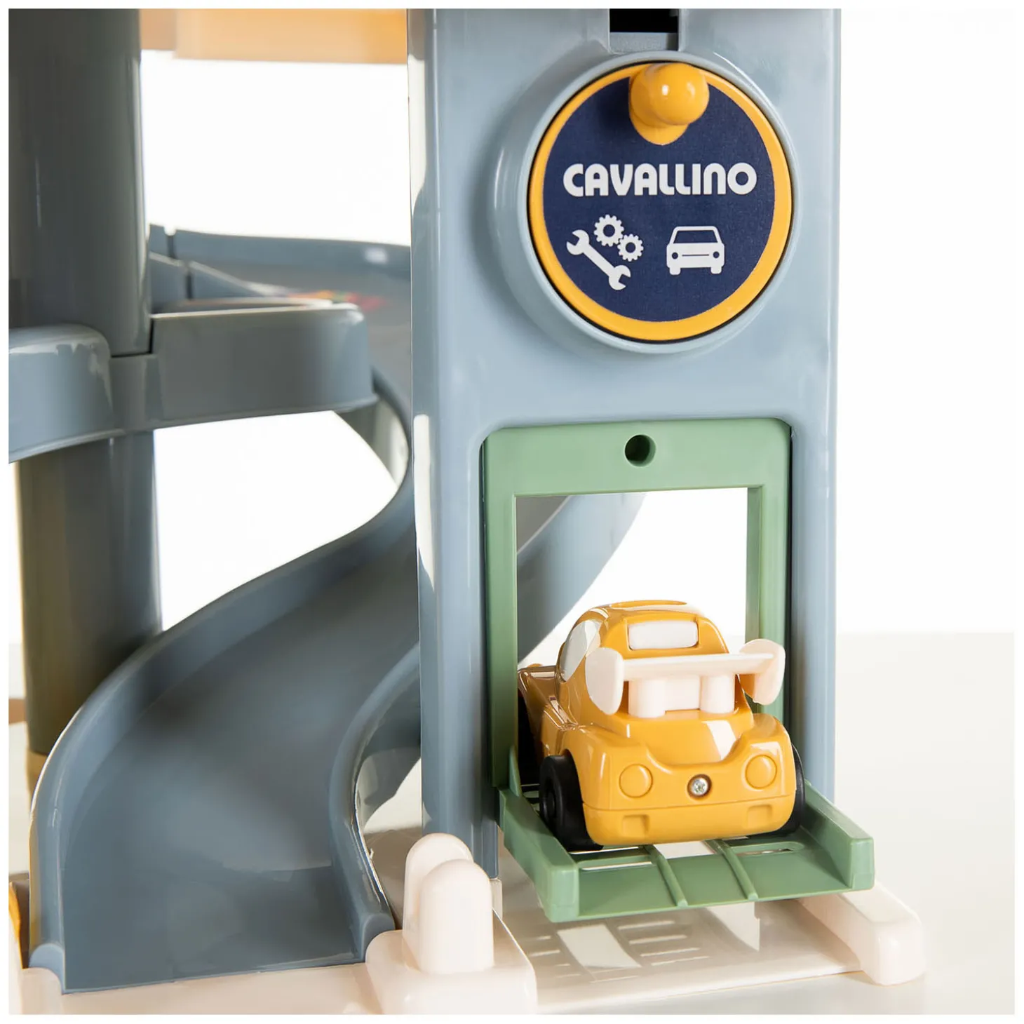 Cavallino Luxe Garage met Auto's Pastelkleuren