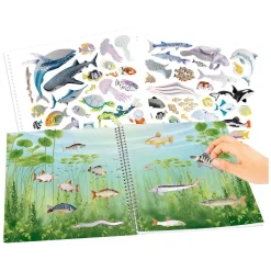 Create Your Ocean Life Stickerboek