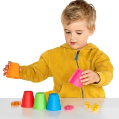 Dobbelspel 6 Cups en 30 Dobbelstenen