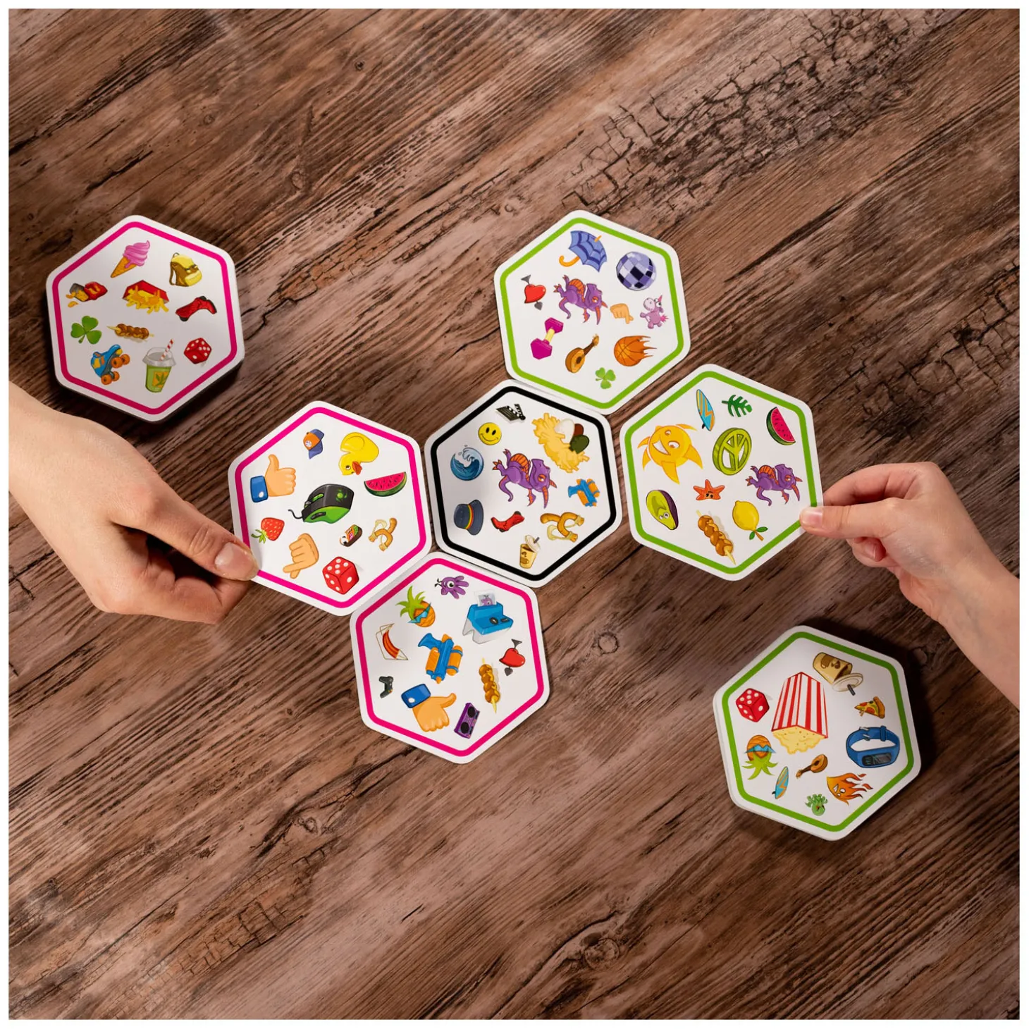 Dobble Connect Kaartspel