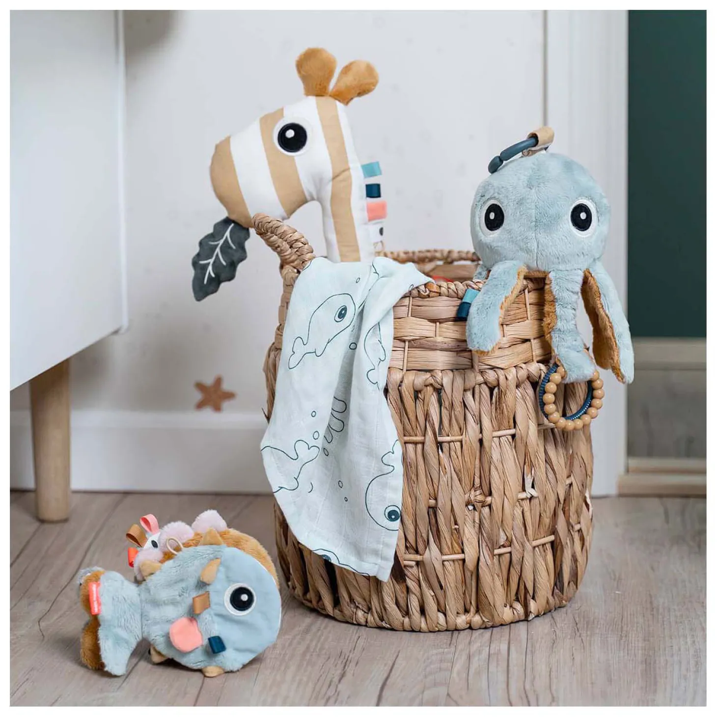 Done by Deer Zintuiglijk Babyboek Zeevrienden