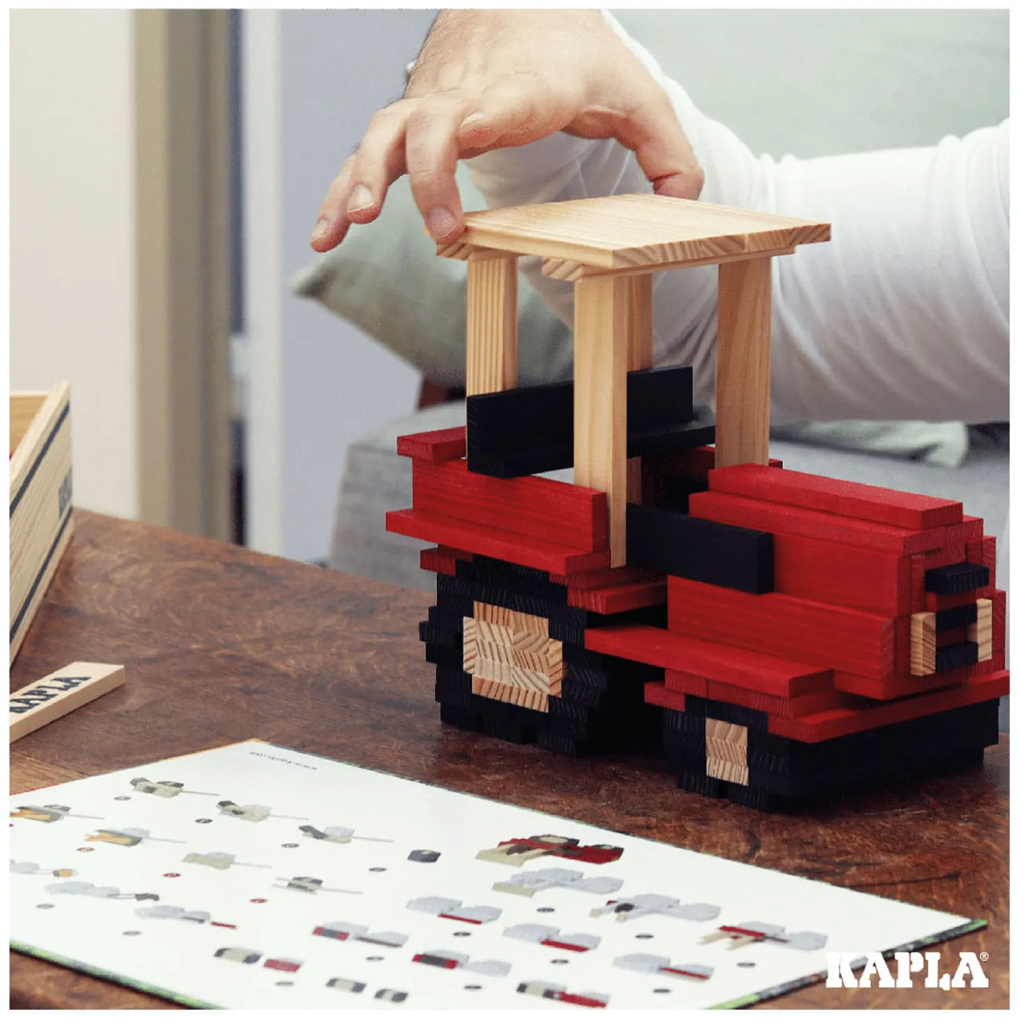 KAPLA, Tractor Koffer met 155 Plankjes