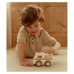 Little Dutch Houten Ambulance met Poppetje FSC