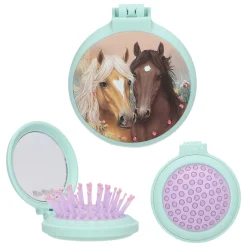 Miss Melody Klapborstel