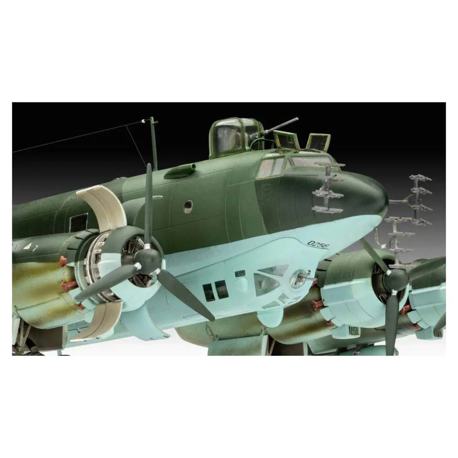 Revell Modelbouwpakket - Focke-Wulf Fw 200 C-5/C-8 Condor 1:72 - 240dlg.