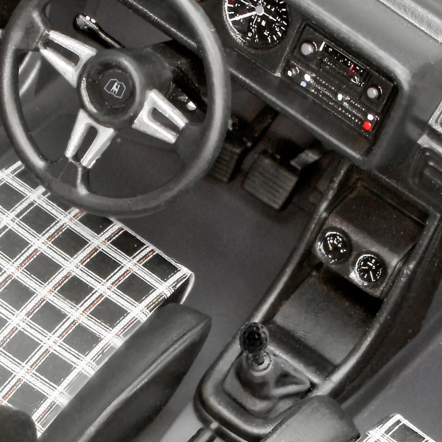 Revell Volkswagen Golf 1 GTI