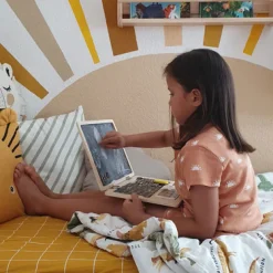 Small Foot  -  Houten Laptop met Magneetbord
