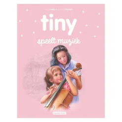 Tiny speelt muziek