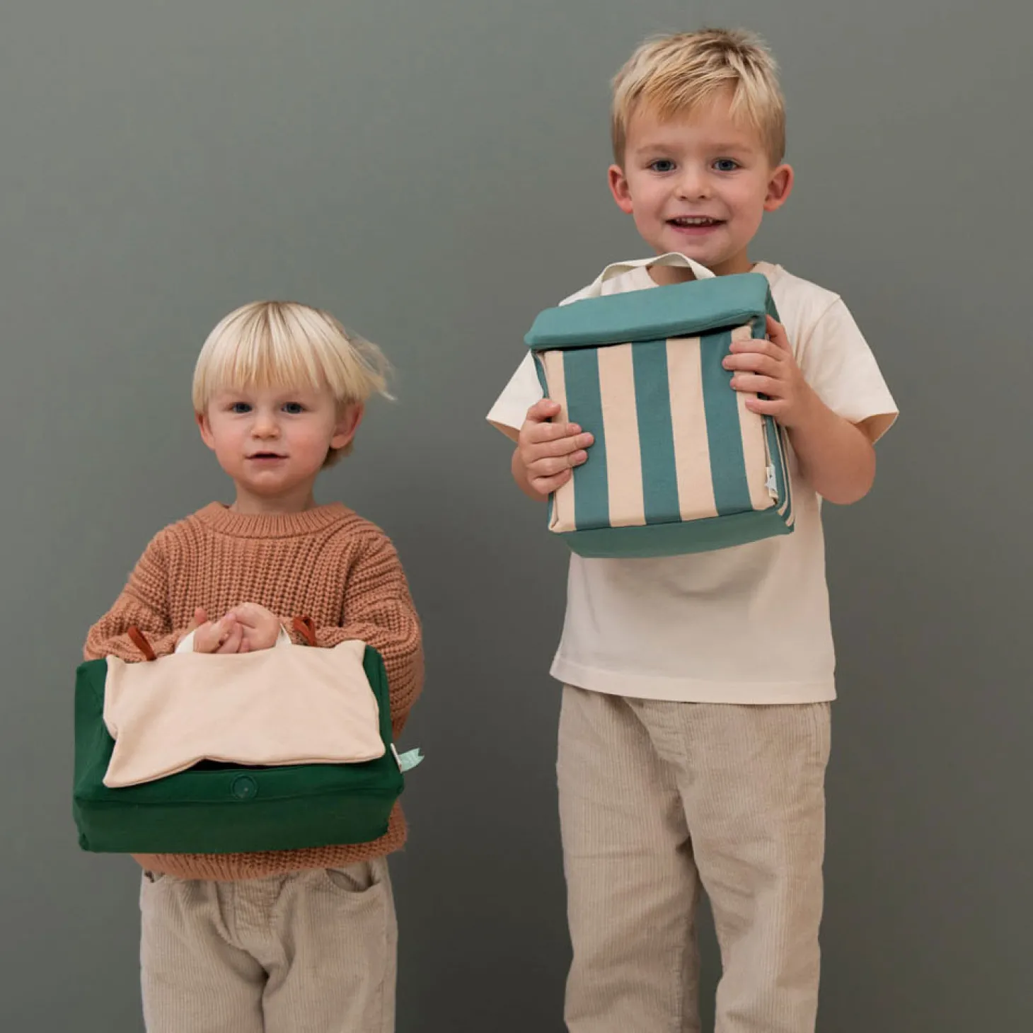 Trixie Puppet world L - Camping